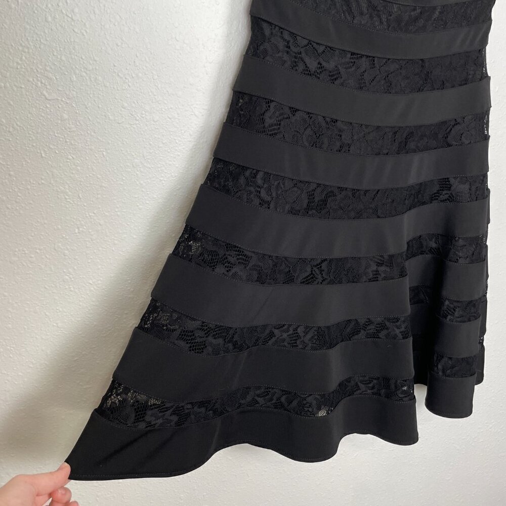 White House Black Market Strapless Lace Striped Bandage Fit and Flare Dress Sz.4 - Picture 6 of 11